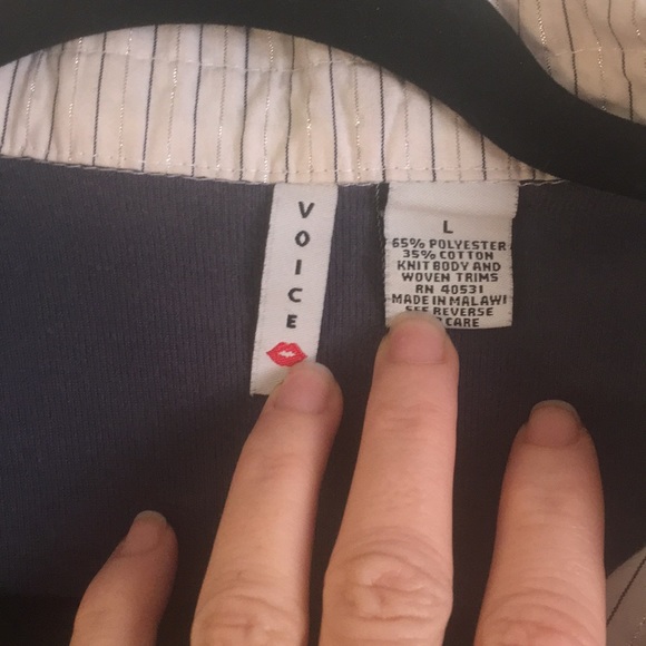 Grey, white, silver blouse/sweater with cuffs (L) - Picture 3 of 7